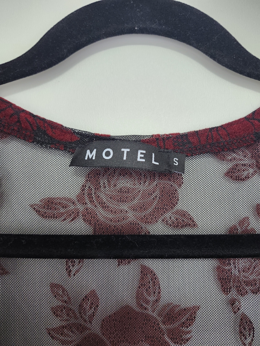Motel Rocks Red & Black Ruched Floral Bodycon Dress - Picture 7 of 7